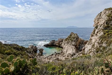 Capo Milazzo: How to Visit the Pool of Venus (Piscina .